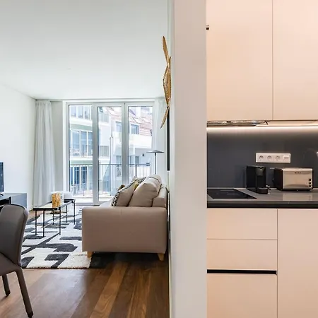 Upscale In Center By Lovelystay Apartament Lizbona