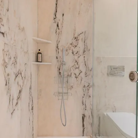 Upscale In Center By Lovelystay Apartament Lizbona
